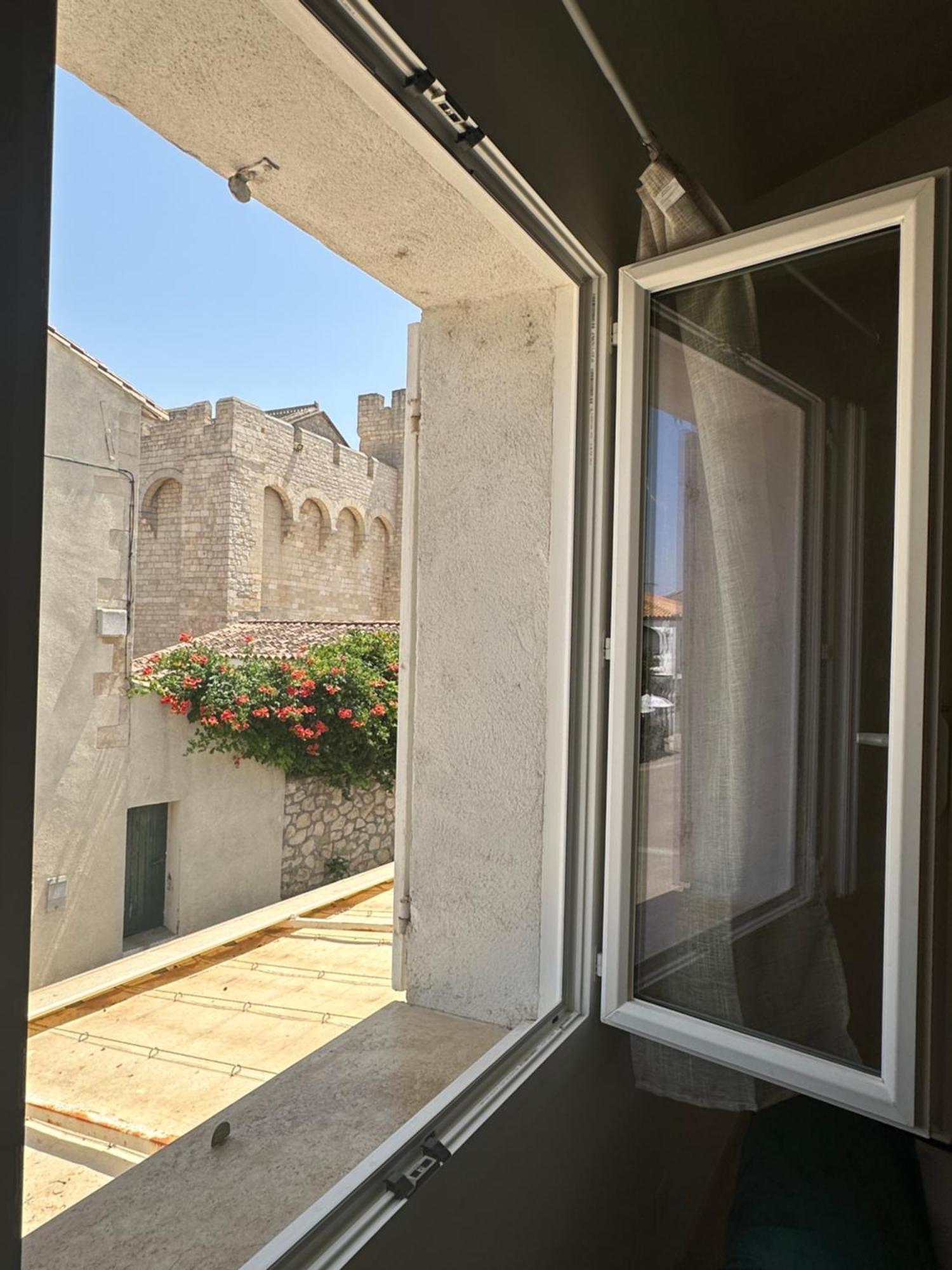 Appartement Avec Vue Sur L Eglise Des Saintes Saintes-Maries-de-la-Mer Exterior foto